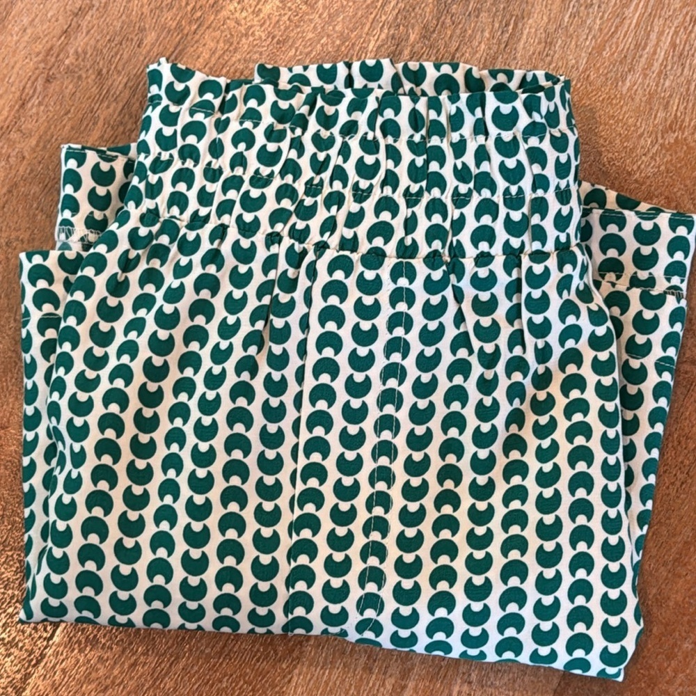 a new day • green & white pattern • size XL - Picture 6 of 6